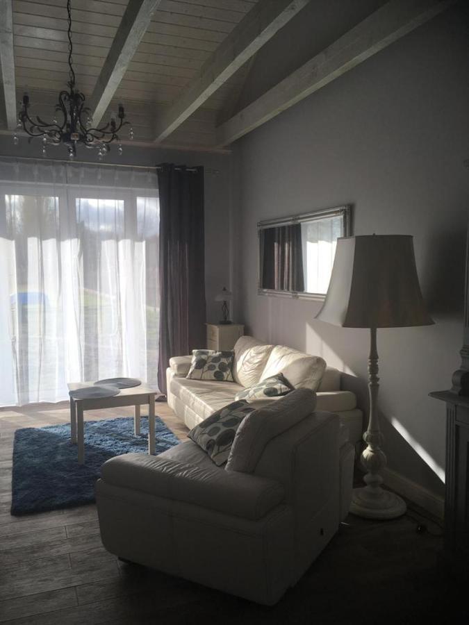 Apartments By The Beach Trzebiez Esterno foto