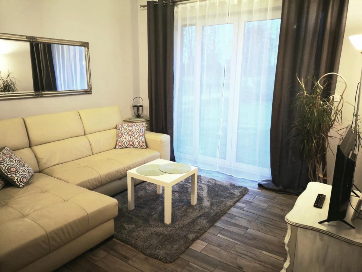 Apartments By The Beach Trzebiez Esterno foto